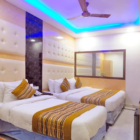 Hotel Karlo Kastle - Paharganj - Нью-Дели Экстерьер фото
