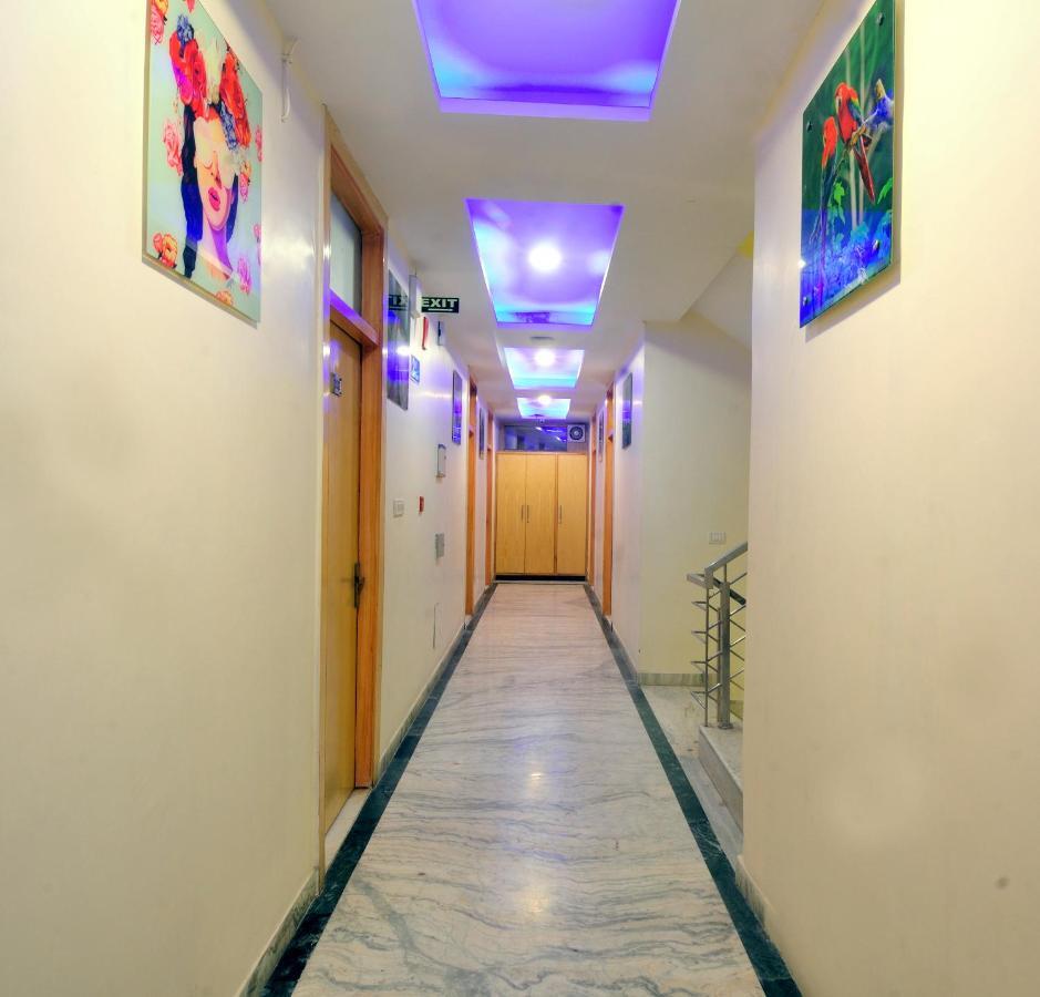 Hotel Karlo Kastle - Paharganj - Нью-Дели Экстерьер фото