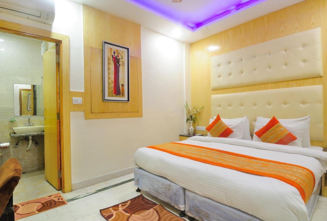 Hotel Karlo Kastle - Paharganj - Нью-Дели Экстерьер фото