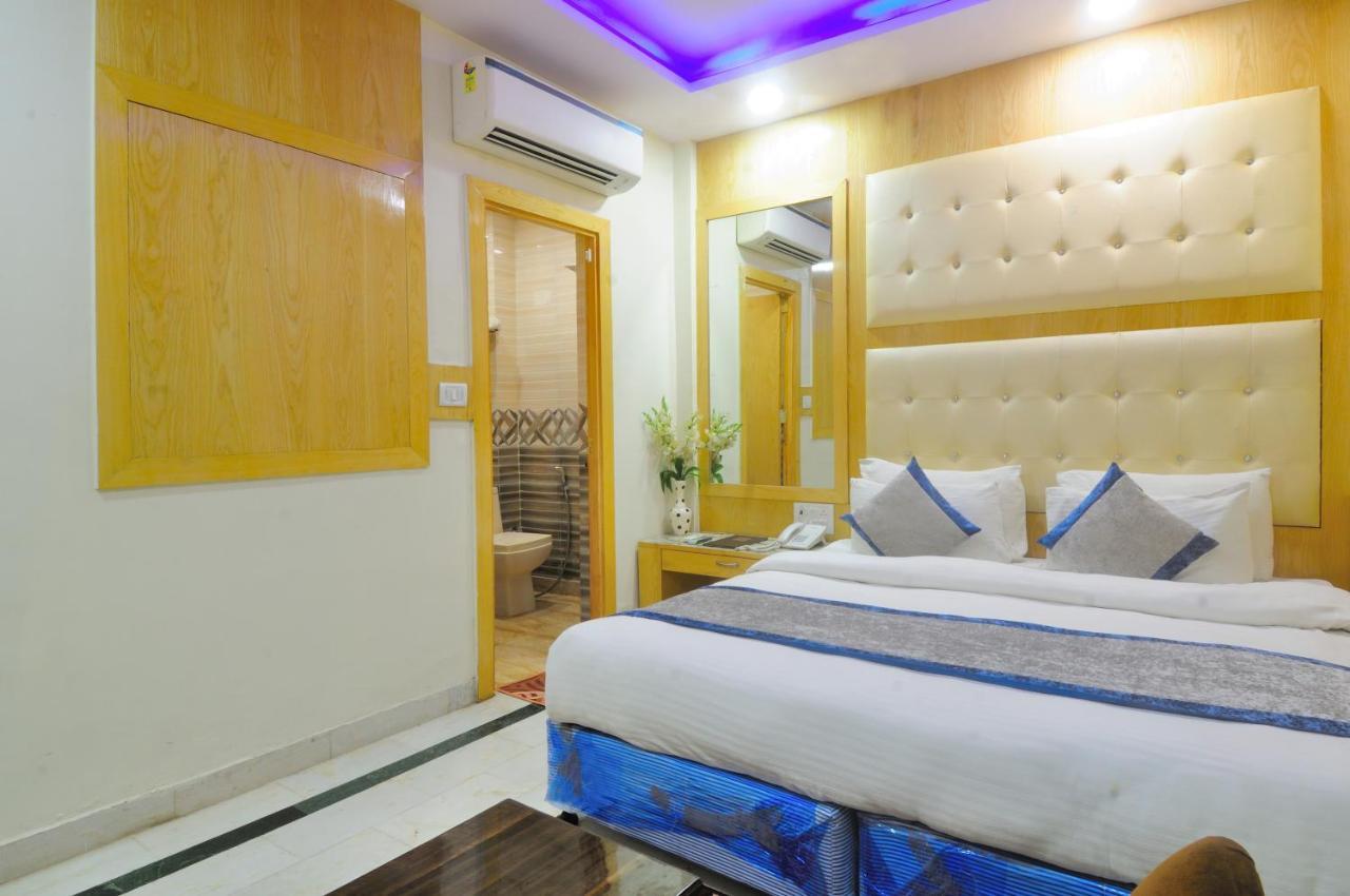 Hotel Karlo Kastle - Paharganj - Нью-Дели Экстерьер фото